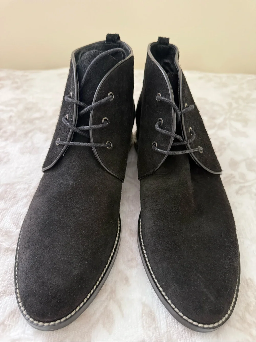 Stuart Weitzman classic black